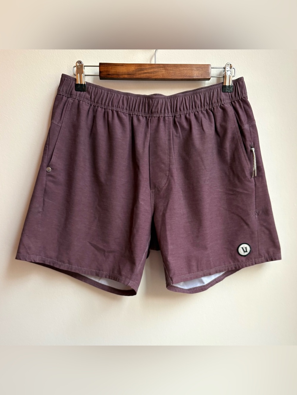 Vuori Cape Stretch Short (size M)